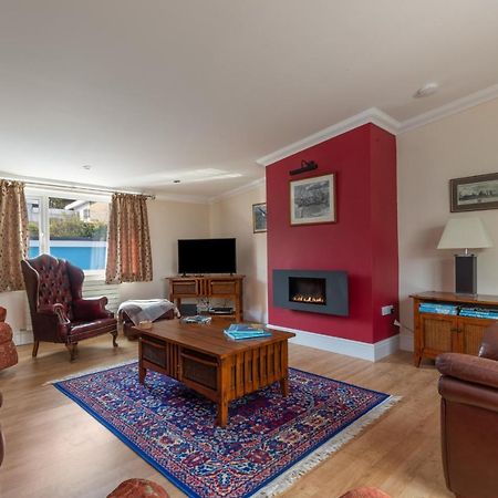 Sunningdale - Beach Side Cottage, Sea Views, Parking Сондерсфут Экстерьер фото